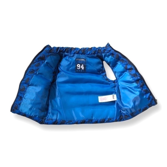 ⭐️ 5 for $25 Little Rebel Athletic Blue Black Dinosaur Puffer Vest 9-12 - Picture 4 of 10